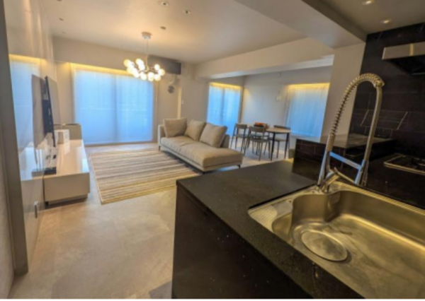 渋谷区渋谷、マンションのキッチン画像です