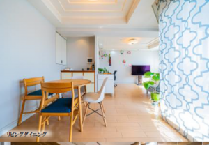 目黒区青葉台、マンションの居間画像です