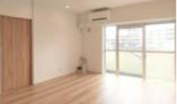 渋谷区松濤、マンションの居間画像です