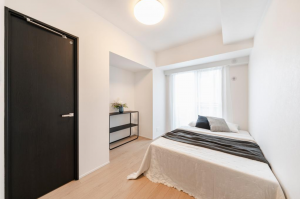目黒区青葉台、マンションの寝室画像です