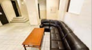 渋谷区円山町、マンションのエントランス画像です