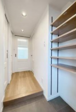 渋谷区東、マンションの玄関画像です