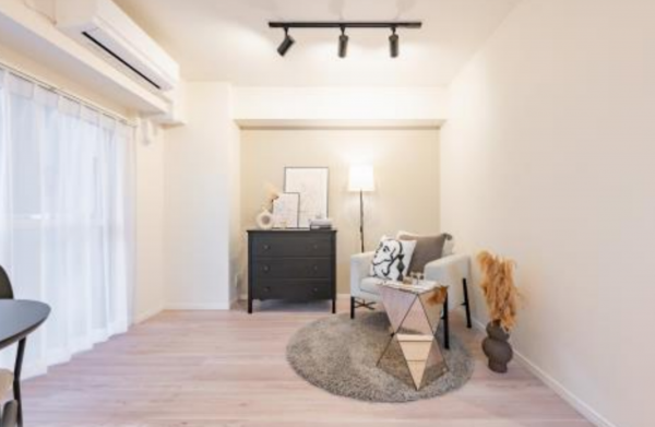 目黒区大橋、マンションの居間画像です