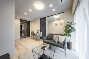 渋谷区渋谷、マンションの居間画像です