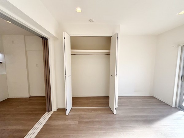 渋谷区鶯谷町、マンションの内装画像です