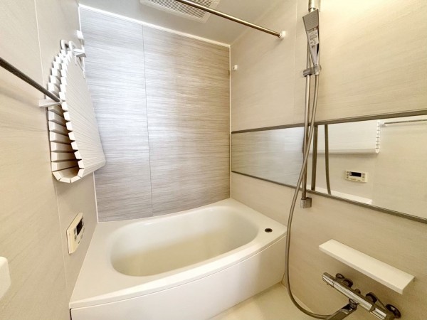 渋谷区鶯谷町、マンションの風呂画像です