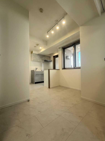 目黒区大橋、マンションの居間画像です