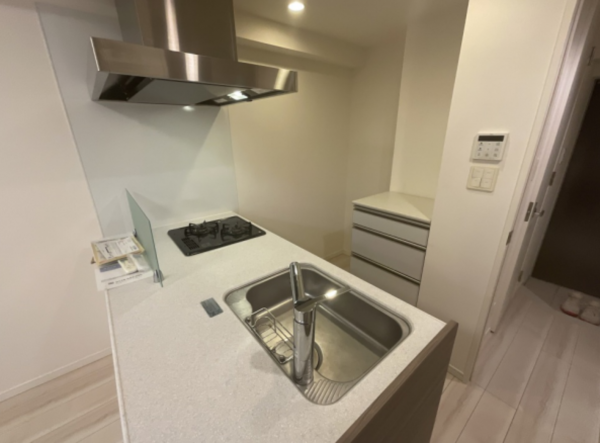 中野区、マンションのキッチン画像です