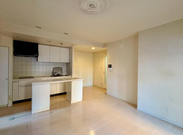 中野区、マンションのキッチン画像です