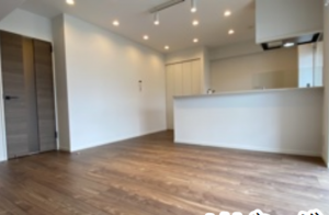 渋谷区代々木、マンションの居間画像です