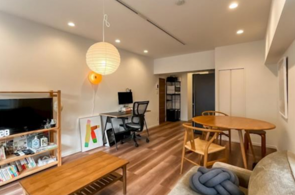 目黒区下目黒、マンションの居間画像です