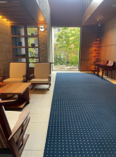 目黒区下目黒、マンションのエントランス画像です