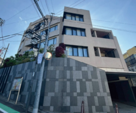渋谷区代々木、マンションの外観画像です