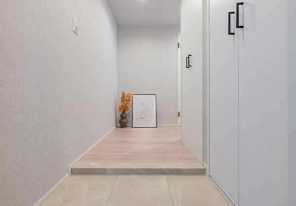 渋谷区代々木、マンションの内装画像です