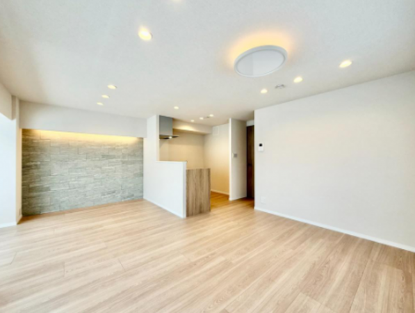 渋谷区代官山町、マンションの居間画像です