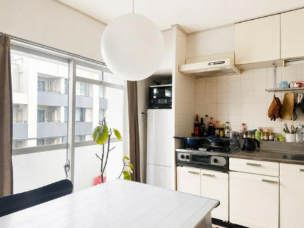 目黒区中目黒、マンションのキッチン画像です