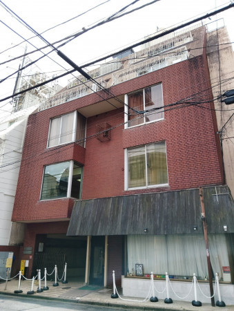渋谷区円山町、マンションの外観画像です