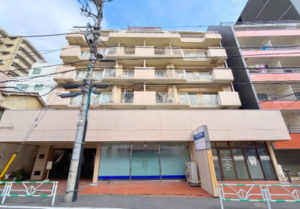 渋谷区代々木、マンションの外観画像です