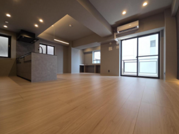 目黒区中目黒、マンションの居間画像です