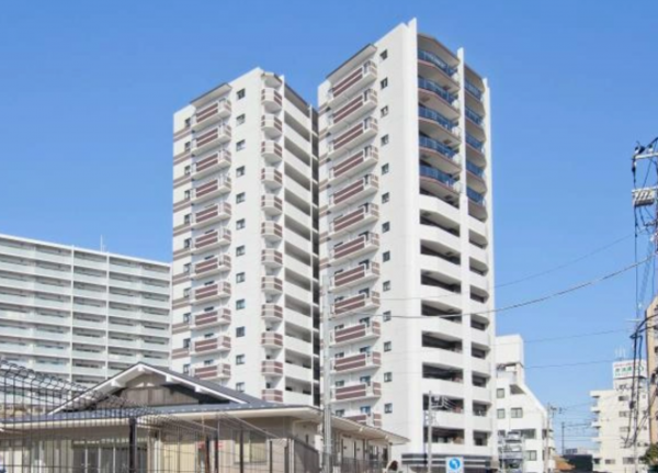 相模原市南区上鶴間本町、マンションの画像です