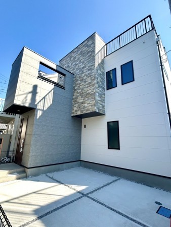 相模原市南区鵜野森、新築一戸建ての画像です