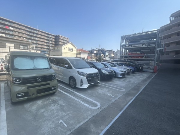 相模原市南区南台、マンションの画像です