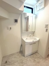 相模原市南区上鶴間、新築一戸建ての画像です