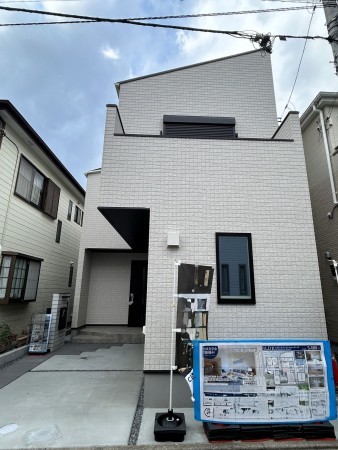相模原市南区東林間、新築一戸建ての画像です