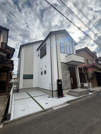 相模原市南区東大沼、新築一戸建ての画像です