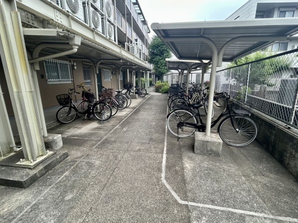 相模原市南区上鶴間本町、マンションの画像です