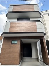 相模原市南区東林間、新築一戸建ての画像です