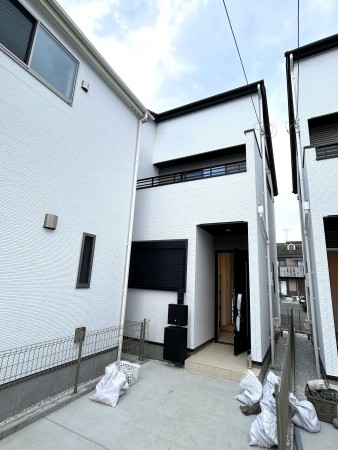 相模原市南区上鶴間、新築一戸建ての画像です
