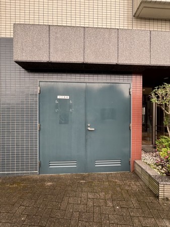 相模原市南区上鶴間本町、マンションの画像です