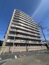 相模原市南区西大沼、マンションの画像です