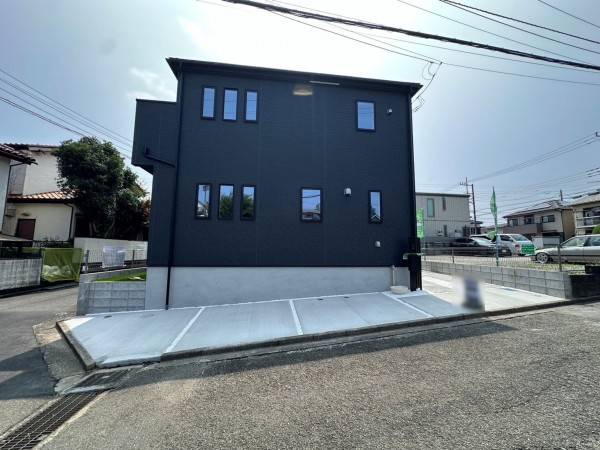 相模原市南区磯部、新築一戸建ての画像です