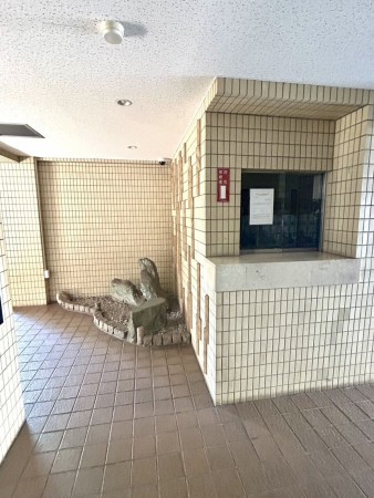 相模原市南区鵜野森、マンションの画像です
