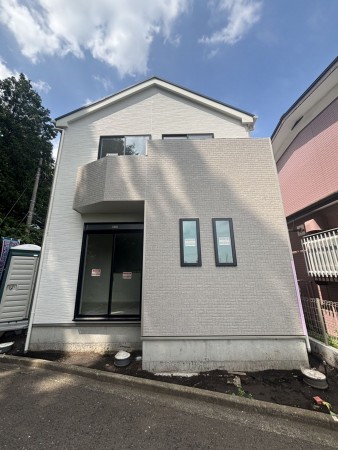 相模原市南区西大沼、新築一戸建ての画像です