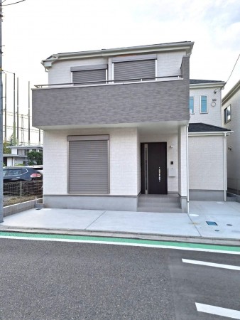 相模原市南区新磯野、新築一戸建ての画像です