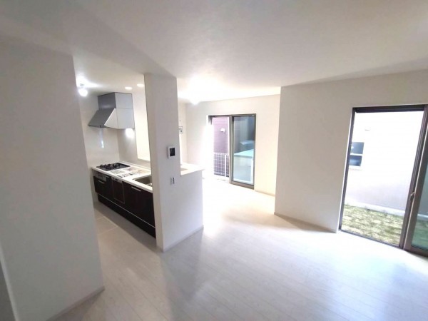 相模原市南区相南、新築一戸建ての画像です