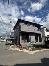 相模原市南区双葉、新築一戸建ての画像です