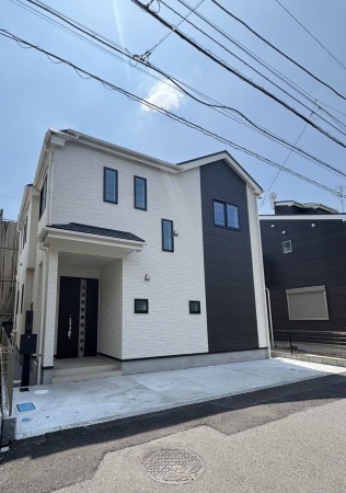 相模原市南区双葉、新築一戸建ての画像です