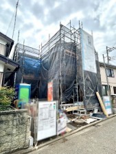 相模原市南区栄町、新築一戸建ての画像です