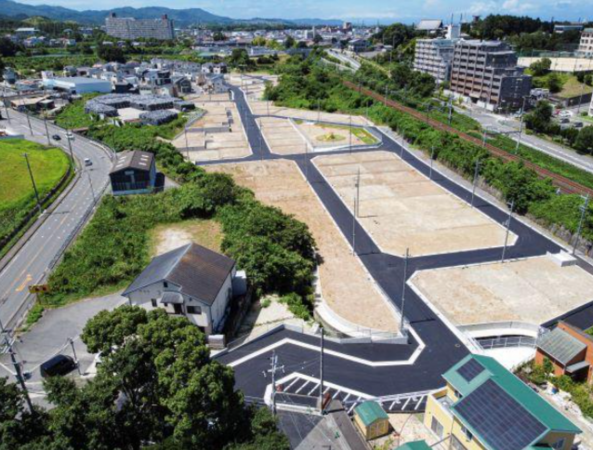 泉南市信達市場、土地の画像です