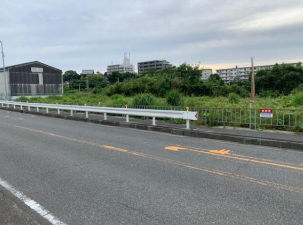 泉南市信達市場、土地の画像です