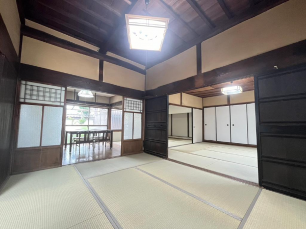 泉南市男里、中古一戸建ての画像です