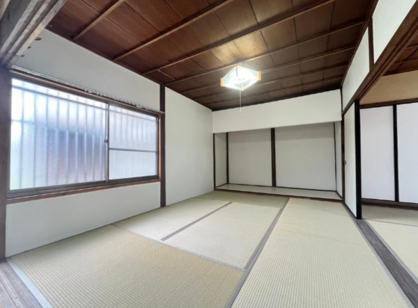 泉南市男里、中古一戸建ての画像です