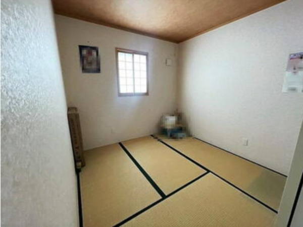 泉南市樽井、中古一戸建ての画像です