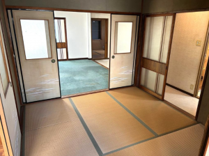 泉南市男里、中古一戸建ての画像です