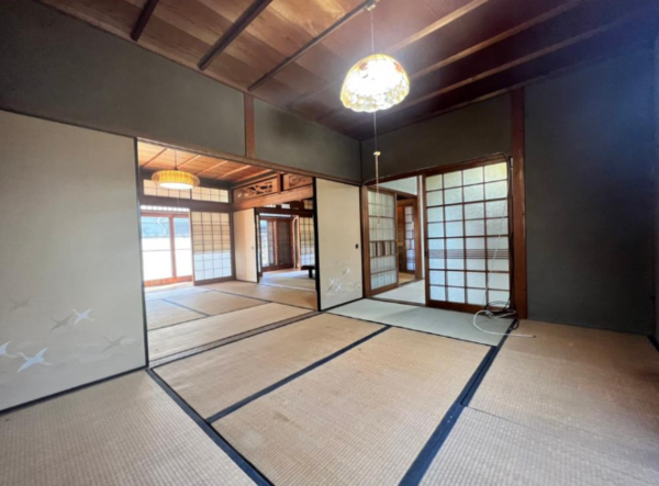 阪南市下出、中古一戸建ての画像です
