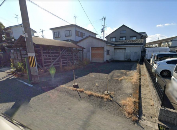 阪南市鳥取中、収益物件/倉庫の画像です